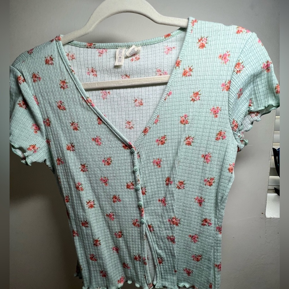 Cute shirt for summer !